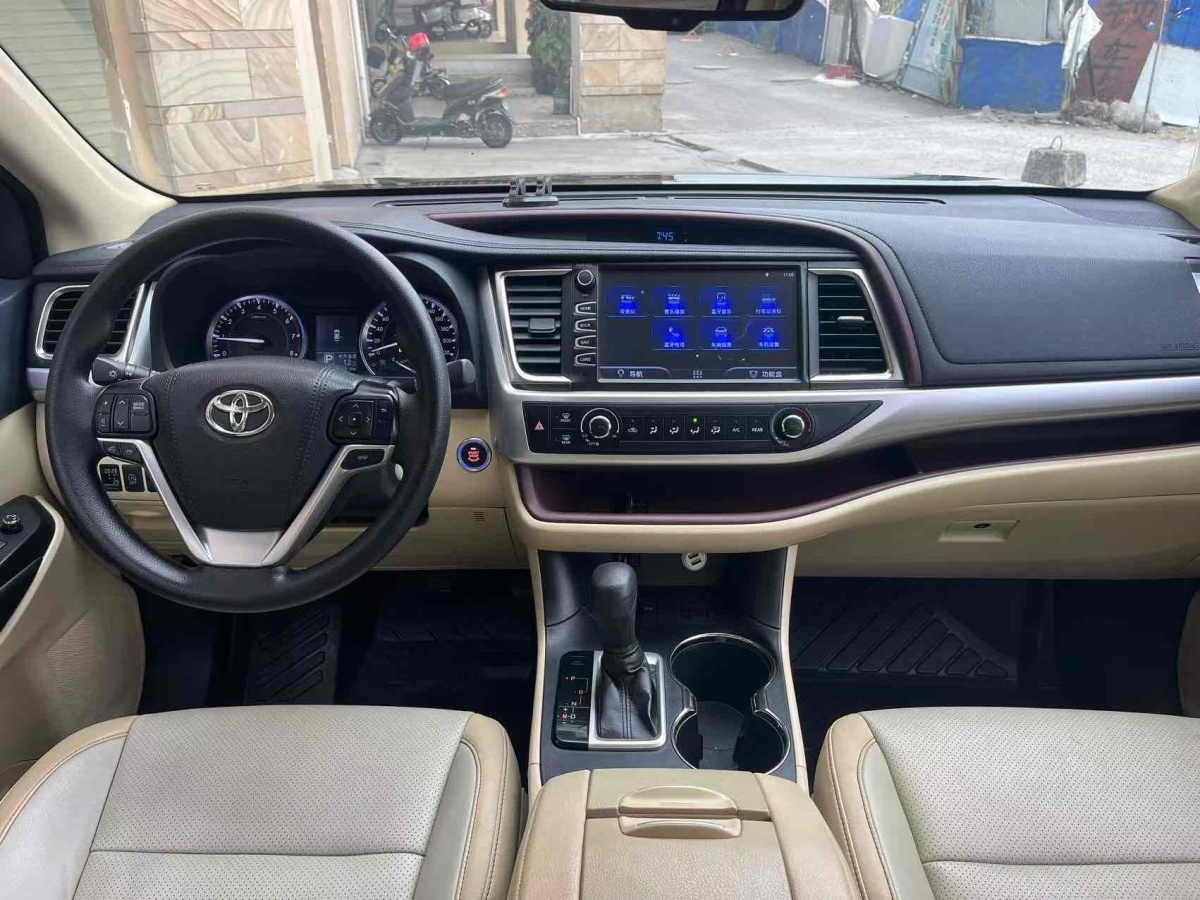 Toyota Highlander (Imported) 2019 immagine di auto #8