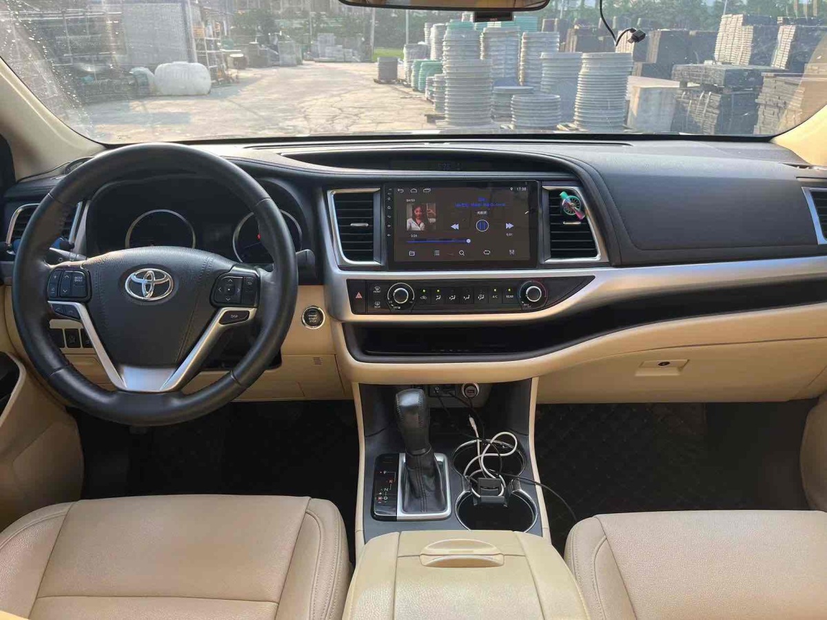Toyota Highlander (Imported) 2018 immagine di auto #8