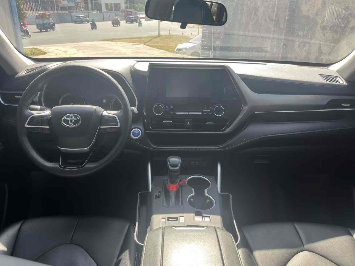 Toyota Highlander (Imported) 2021 car image #8