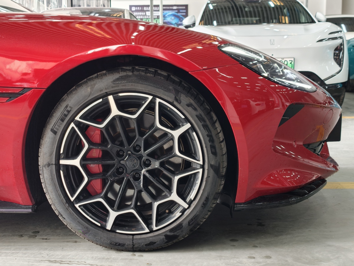 MG Cyberster 2024 car image #8