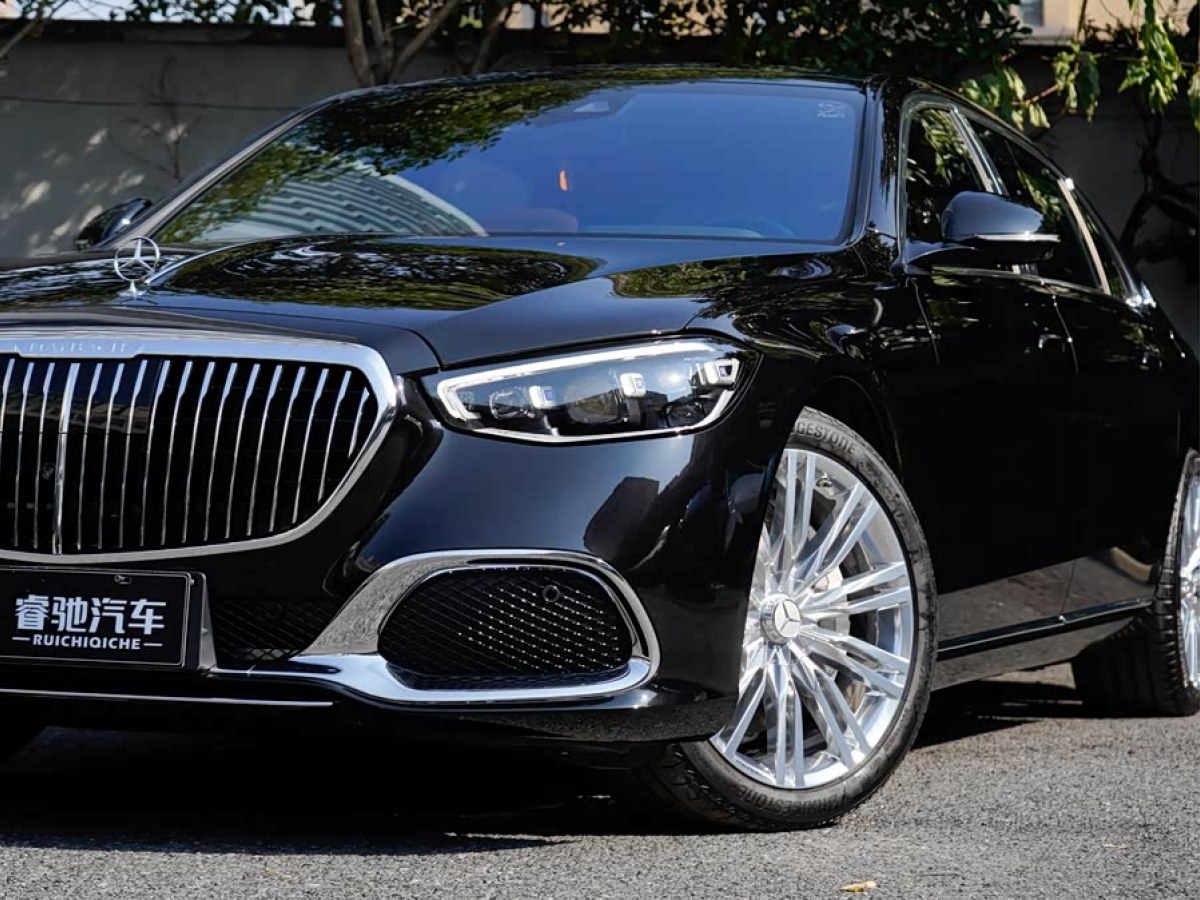 Mercedes-Benz Maybach S Class New Energy 2025 car image #8
