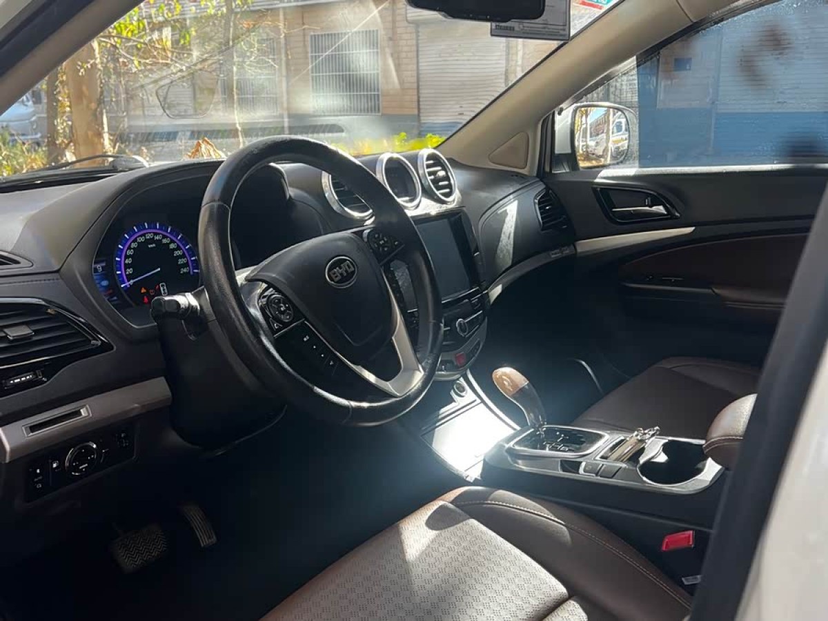 BYD S7 2015 #8 BYD S7 2015 car image #8