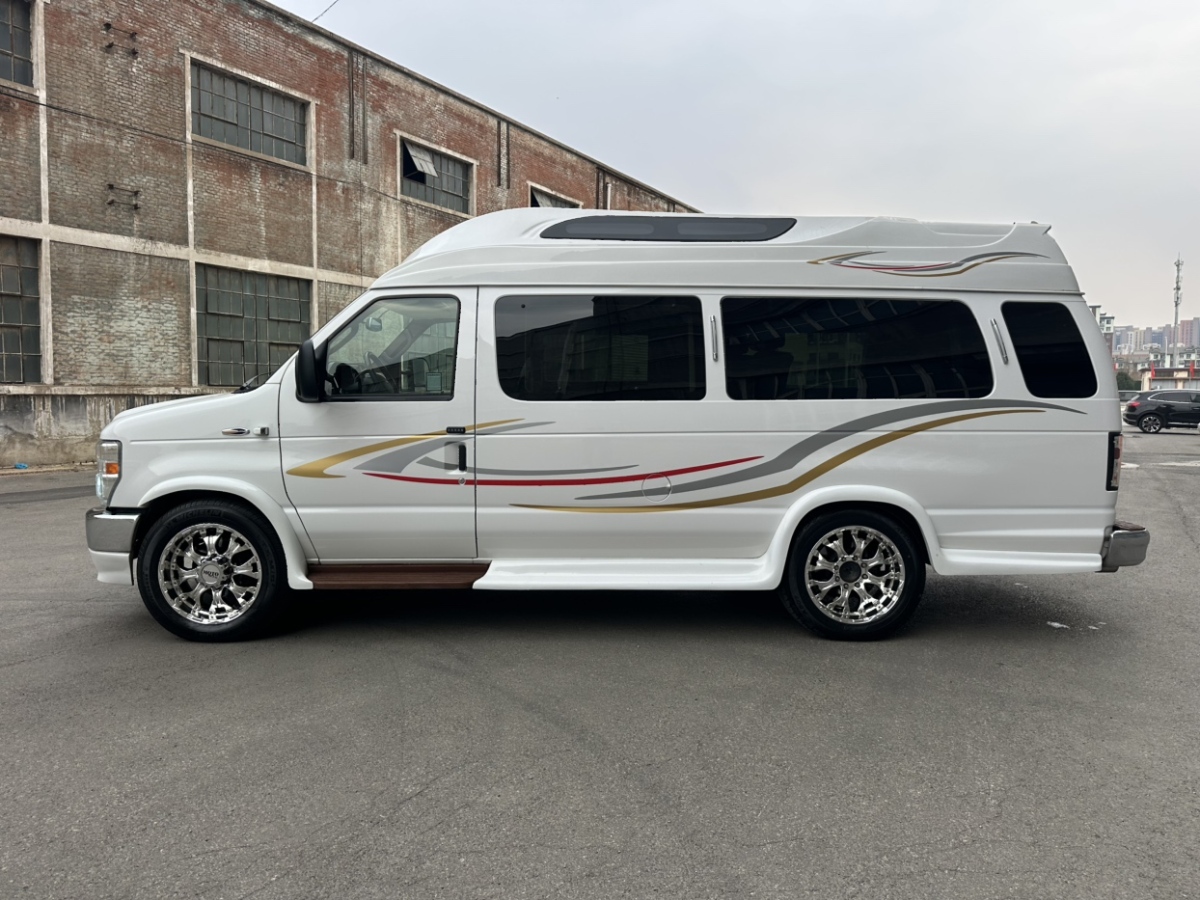 Ford E350 2017 #8 Ford E350 2017 car image #8