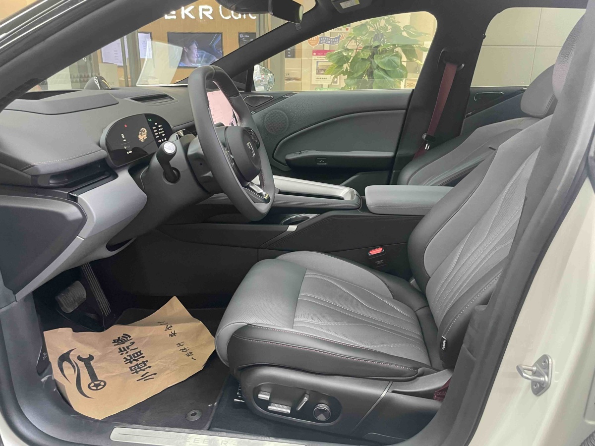 极氪 极氪007GT 2025 汽车图片 #8