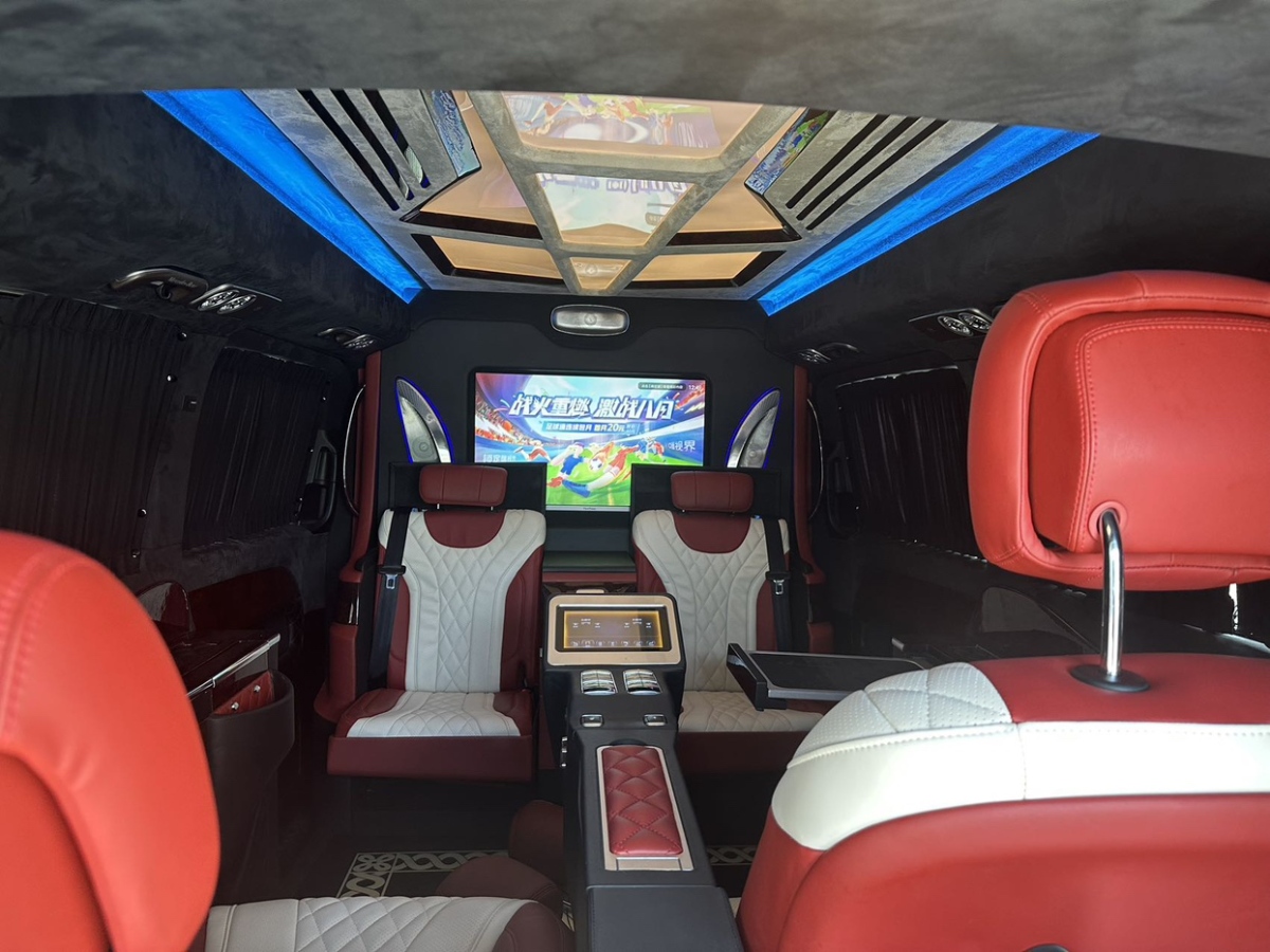 Mercedes-Benz V Class 2019 car image #8