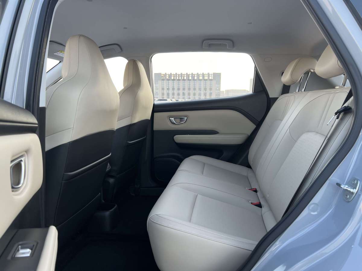 五菱汽车 五菱缤果PLUS 2024 汽车图片 #8