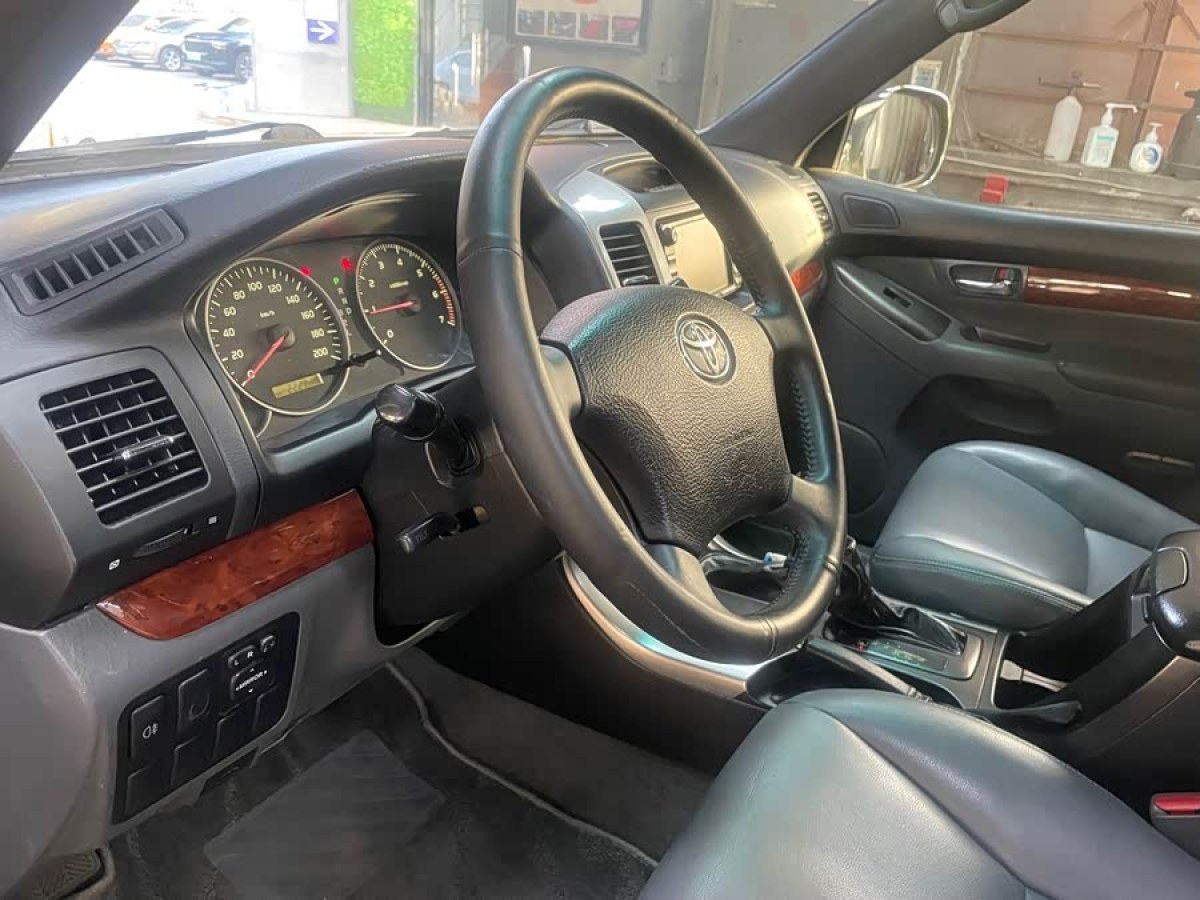 Toyota Land Cruiser Prado 2004 #8 Toyota Land Cruiser Prado 2004 car image #8