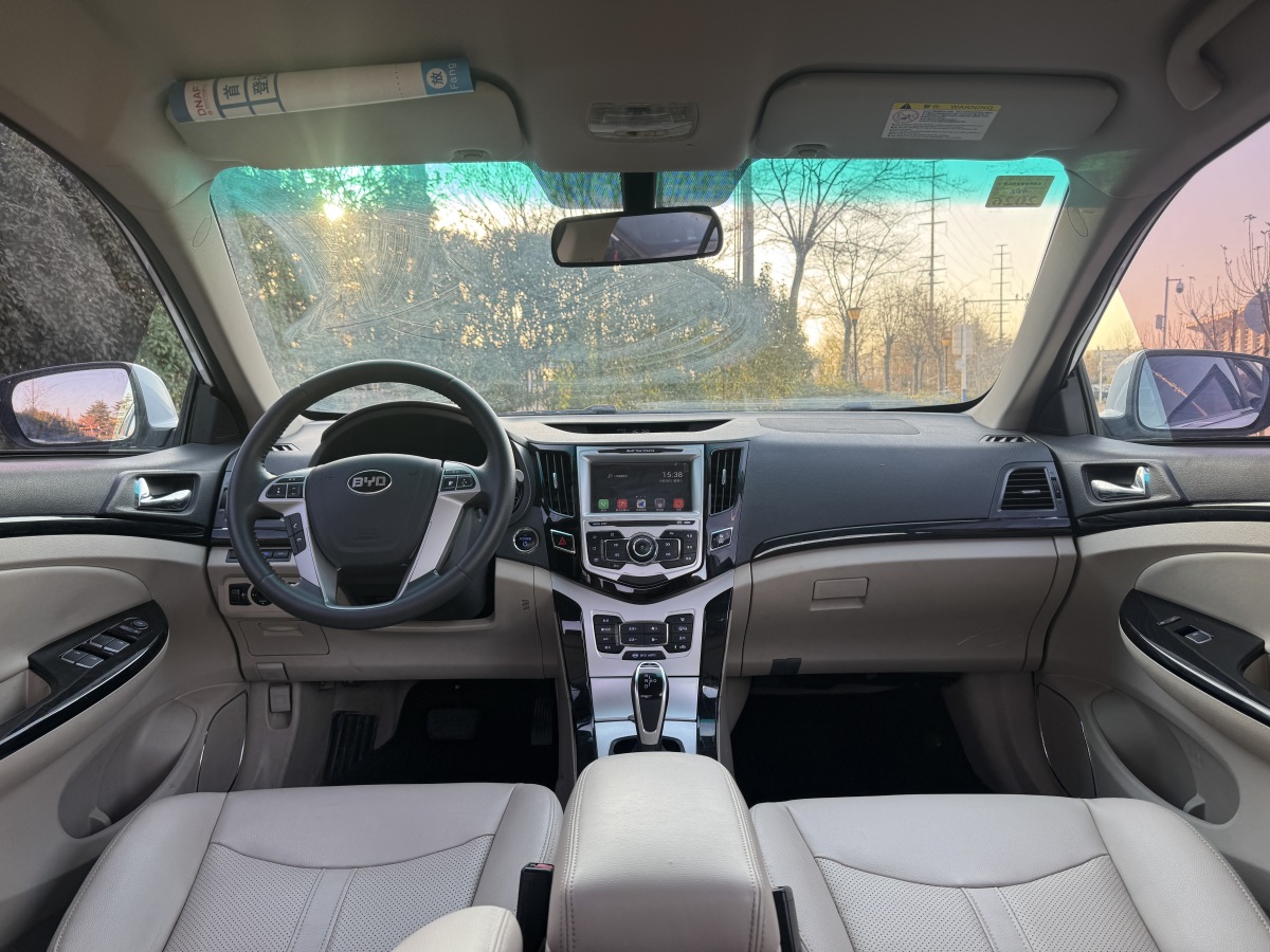 BYD e5 2018 #8 BYD e5 2018 car image #8