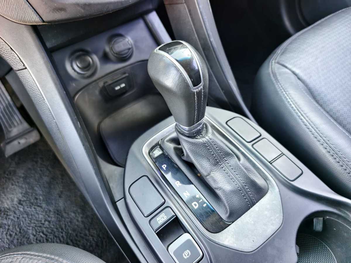 Hyundai Santa Fe 2014 #8 Hyundai Santa Fe 2014 car image #8