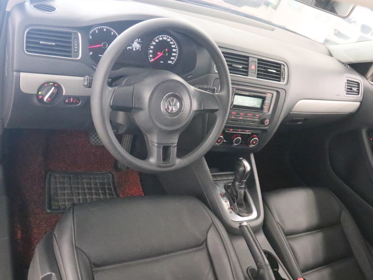 Volkswagen Sagitar 2013 immagine di auto #8