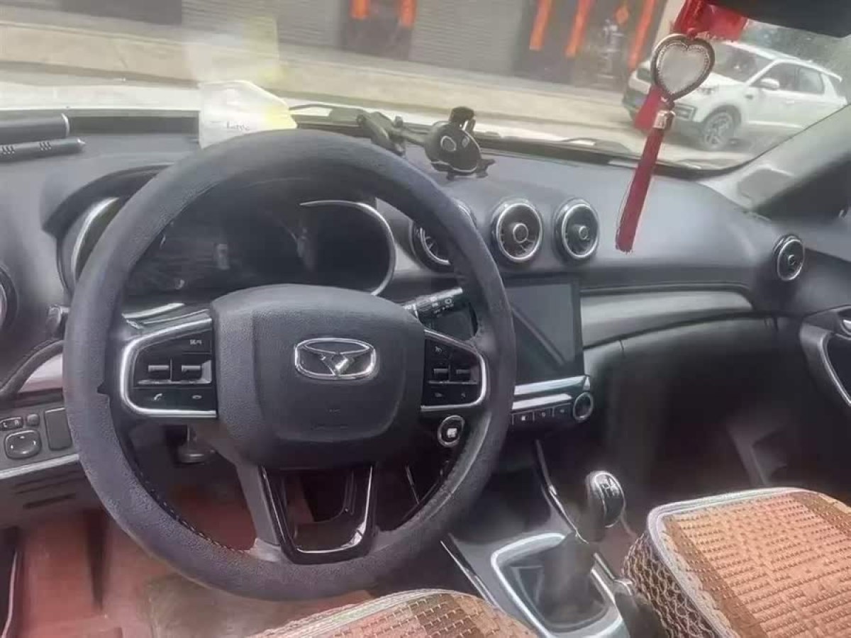 Kaiyi X3 2016 #8 Kaiyi X3 2016 car image #8