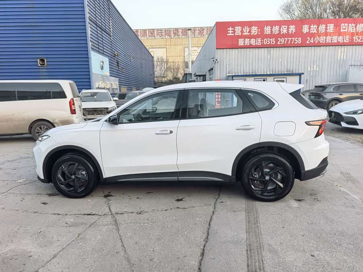 MG ES5 2025 #8 MG ES5 2025 car image #8