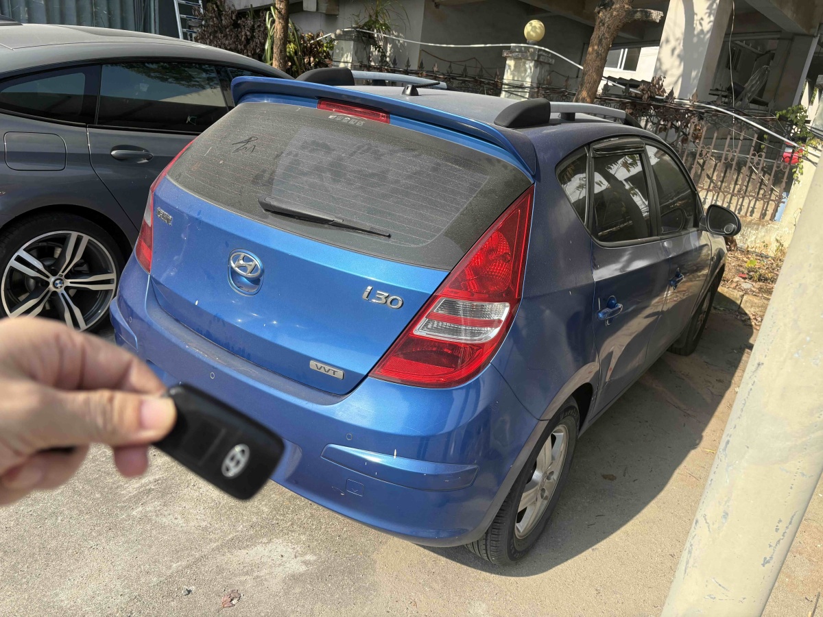 Hyundai i30 2010 #8 Hyundai i30 2010 car image #8