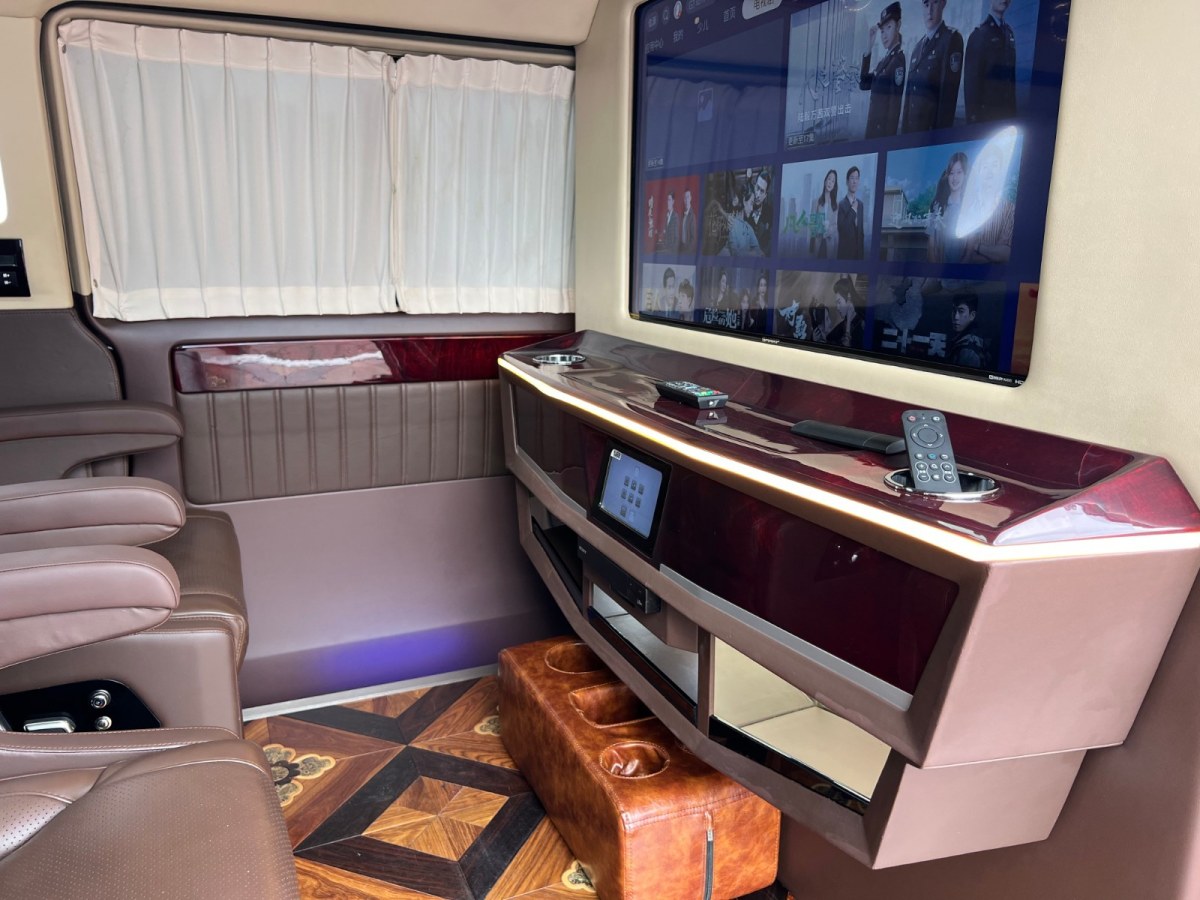 Volkswagen Caravelle 2019 #8 Volkswagen Caravelle 2019 car image #8