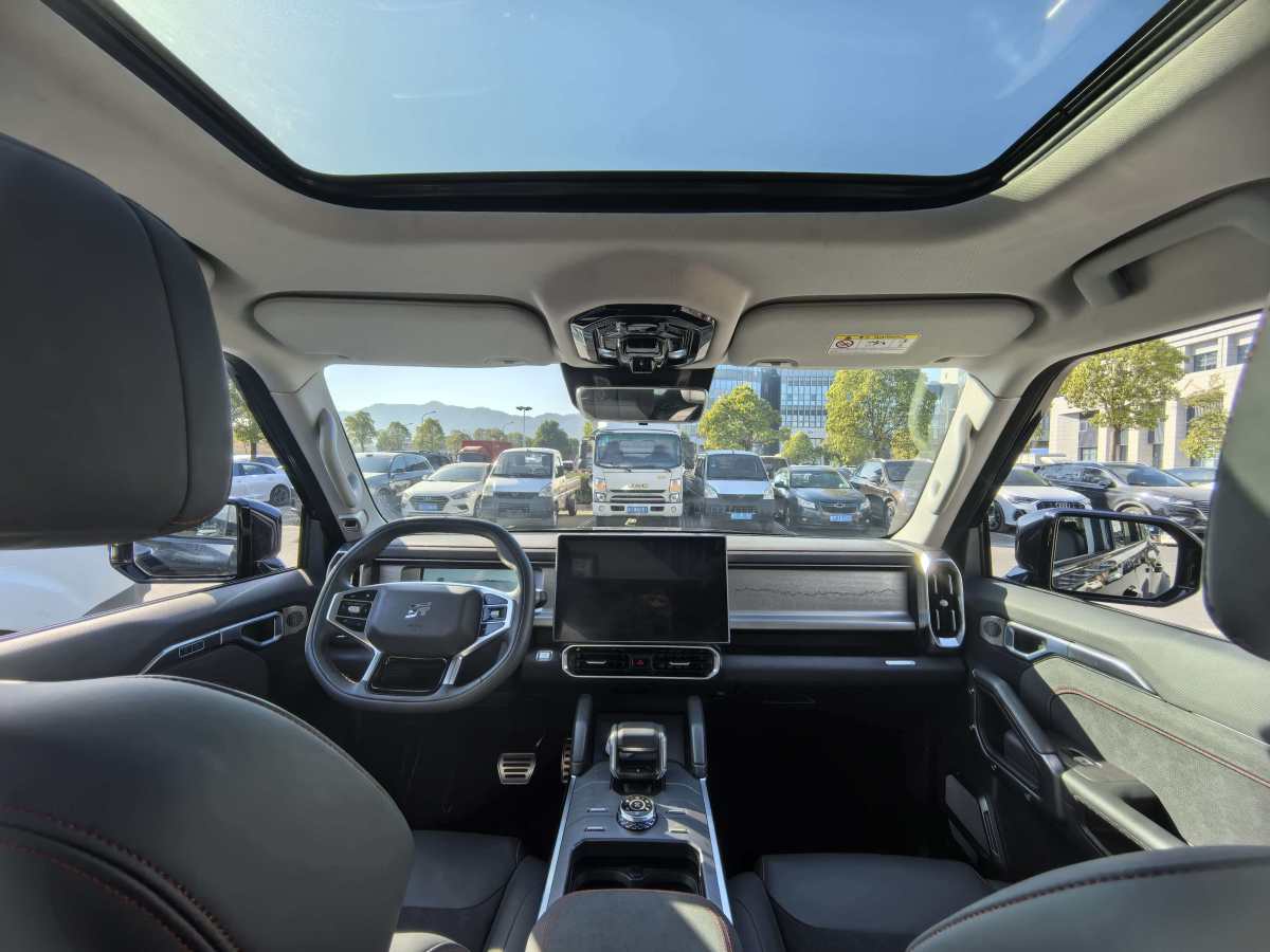 Jetour Traveller 2024 car image #8