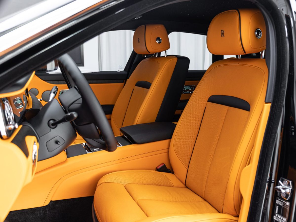 劳斯莱斯 古思特 2022 汽车图片 #8