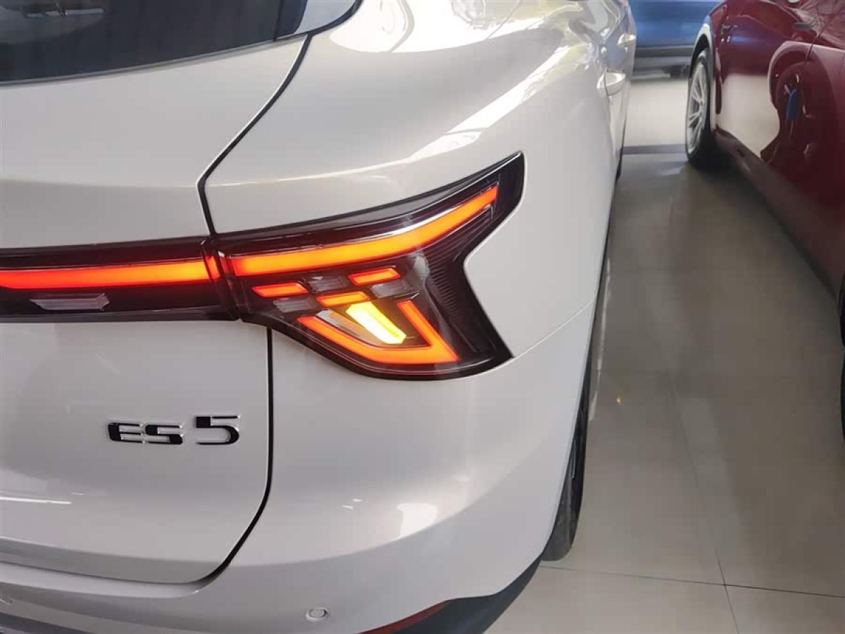MG ES5 2025 #8 MG ES5 2025 car image #8