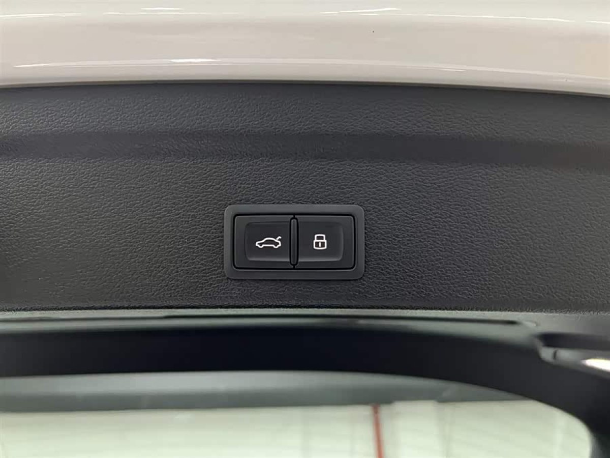 Audi 2023 car image #8