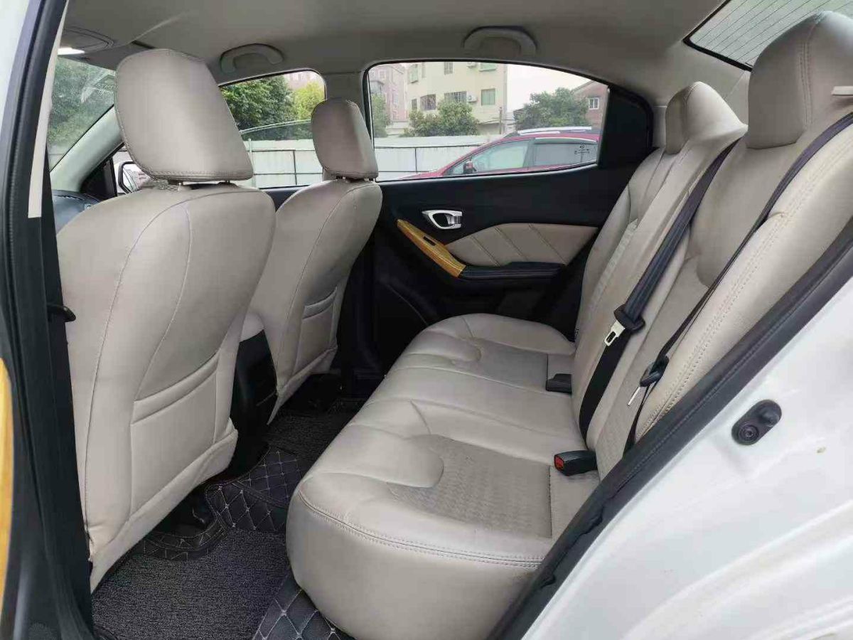 GAC Trumpchi GA3S 2016 #8 GAC Trumpchi GA3S 2016 car image #8