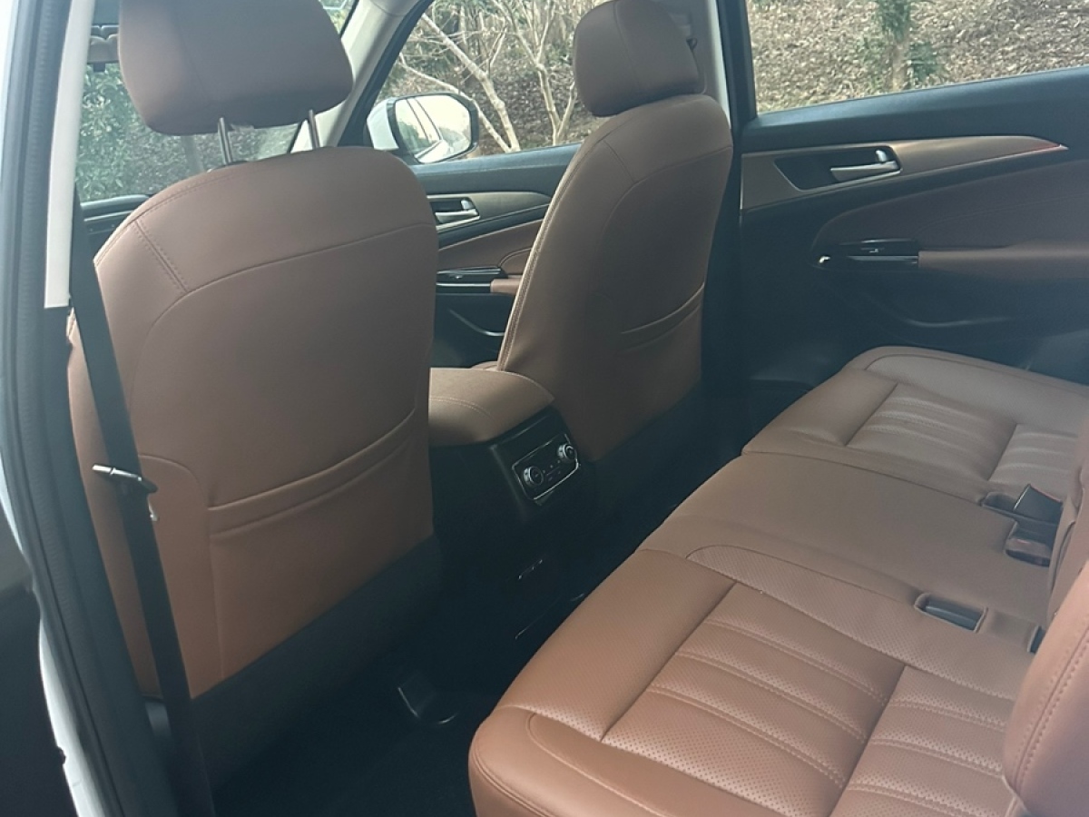 Changan CS95 2017 car image #8