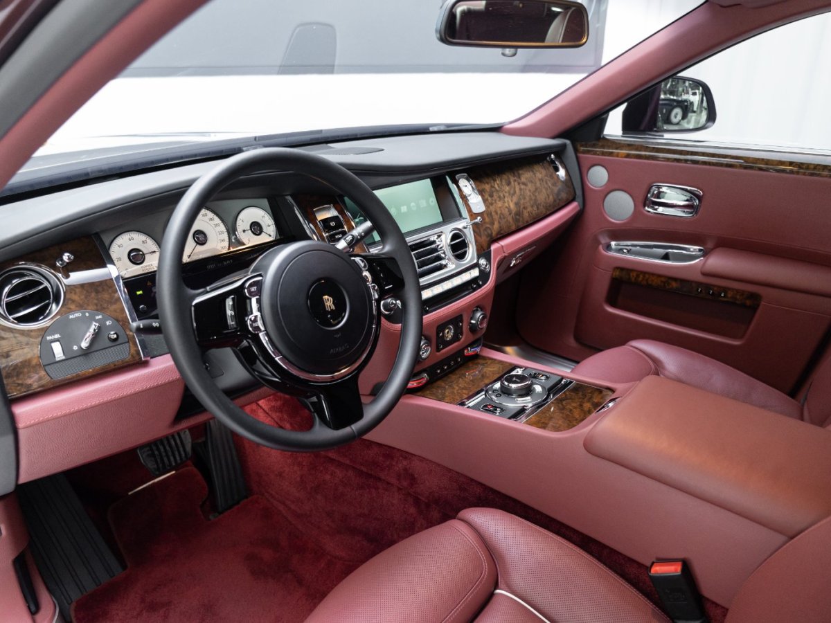 劳斯莱斯 古思特 2015 #8 劳斯莱斯 古思特 2015 汽车图片 #8