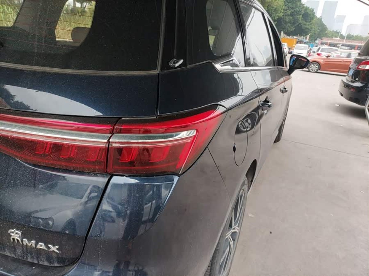 BYD Song MAX New Energy 2023 car image #8