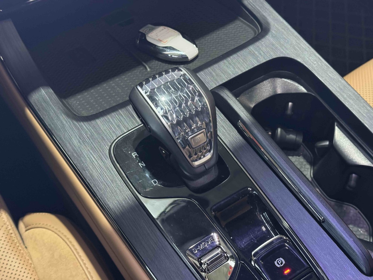 GAC Trumpchi ES9 2024 car image #8