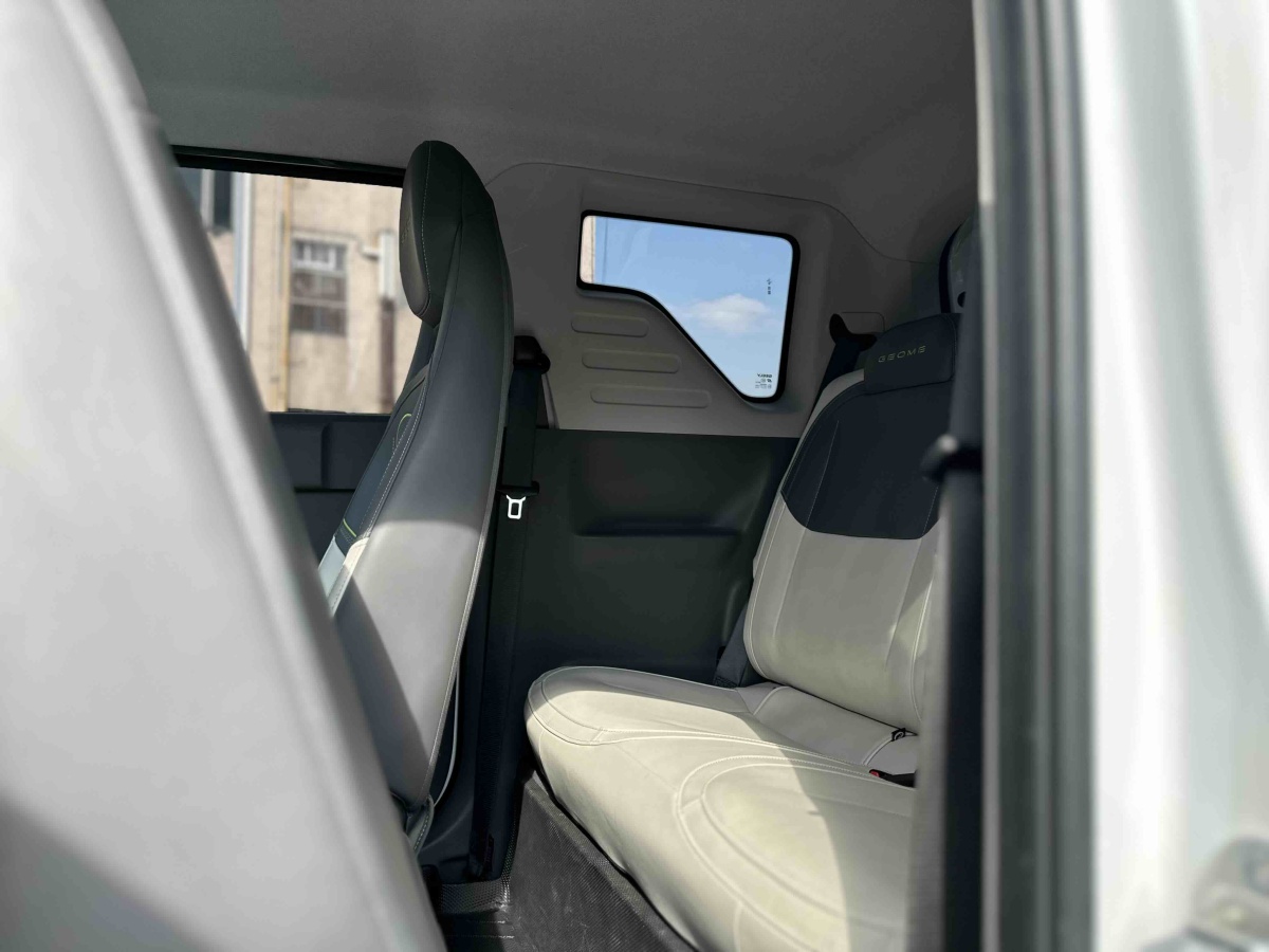 GEELY 2023 car image #8