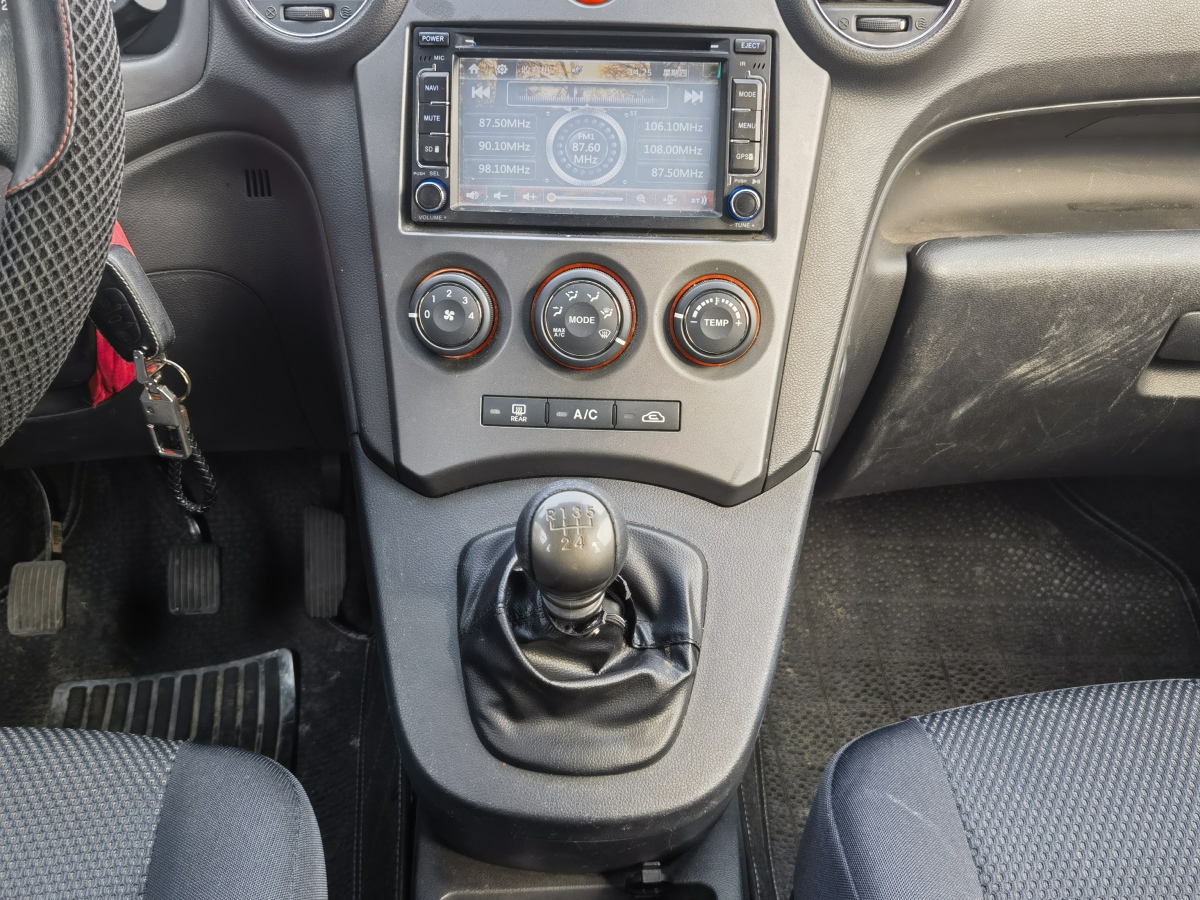 起亚 佳乐 2012 汽车图片 #8