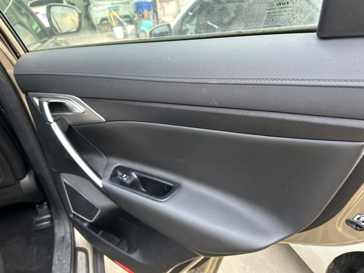GEELY Boyue 2017 #8 GEELY Boyue 2017 car image #8