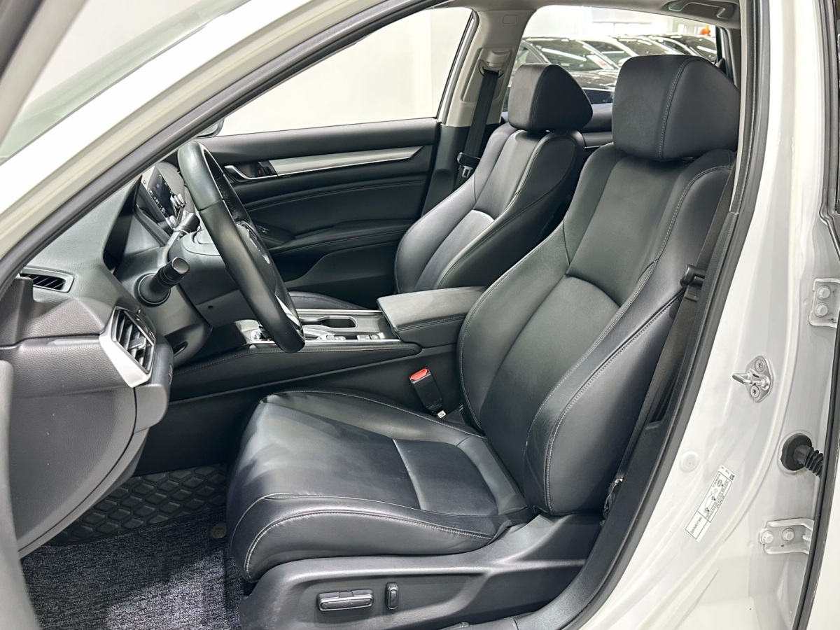 Honda Accord 2020 #8 Honda Accord 2020 car image #8
