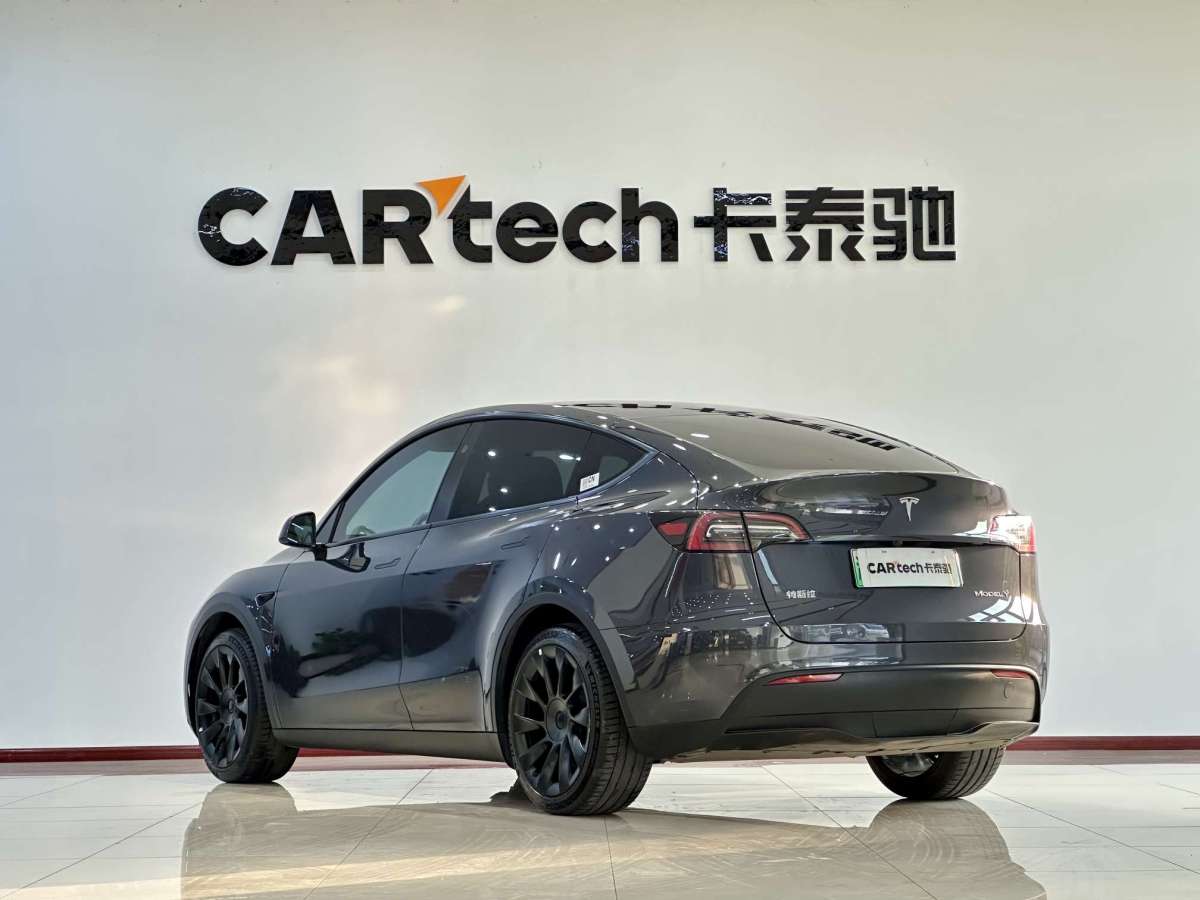 Tesla Model Y 2024 #8 Tesla Model Y 2024 car image #8