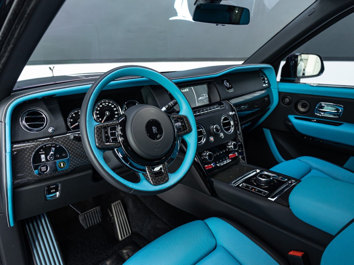 Rolls-Royce Cullinan 2021 car image #8
