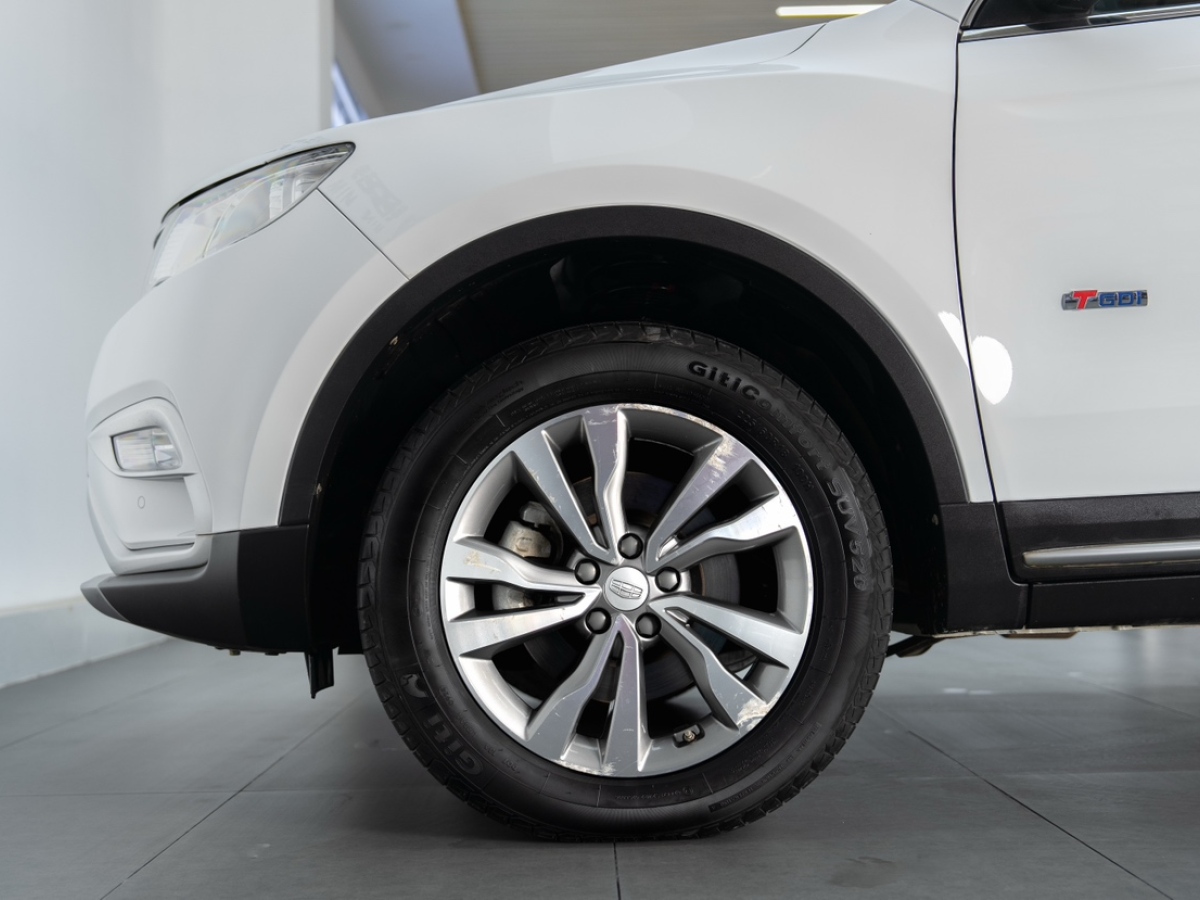 GEELY Boyue 2017 immagine di auto #8