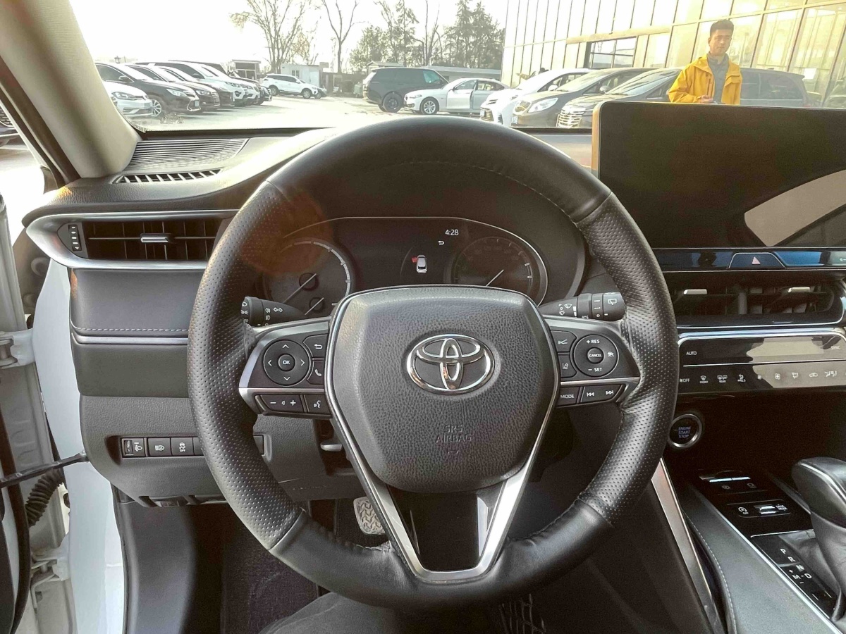 Toyota Harrier 2021 car image #8