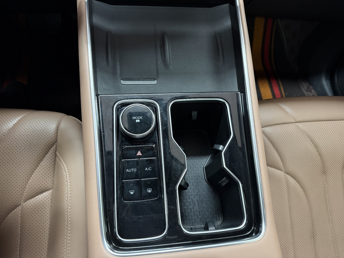 Chery Tiggo8L 2024 immagine di auto #8