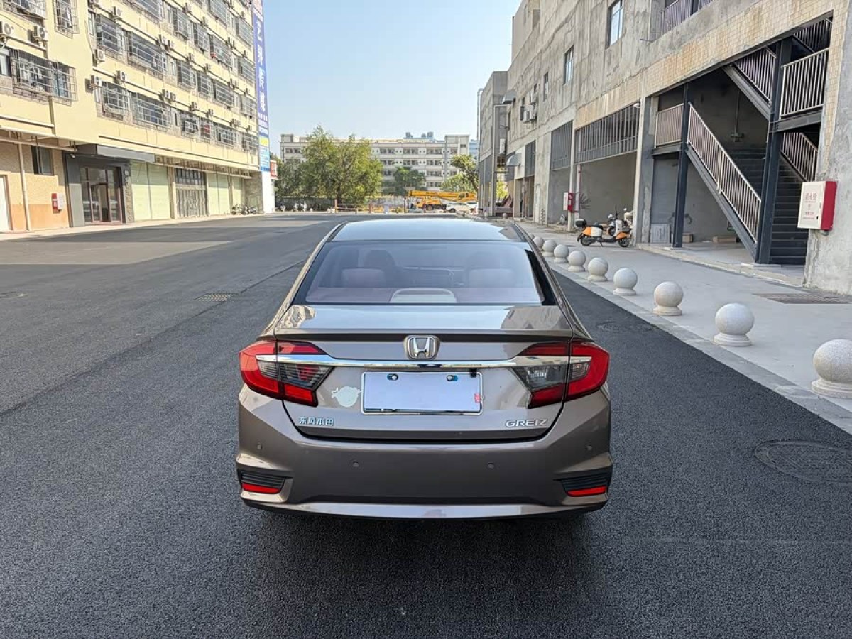 Honda Greiz 2015 #8 Honda Greiz 2015 изображение автомобиля #8