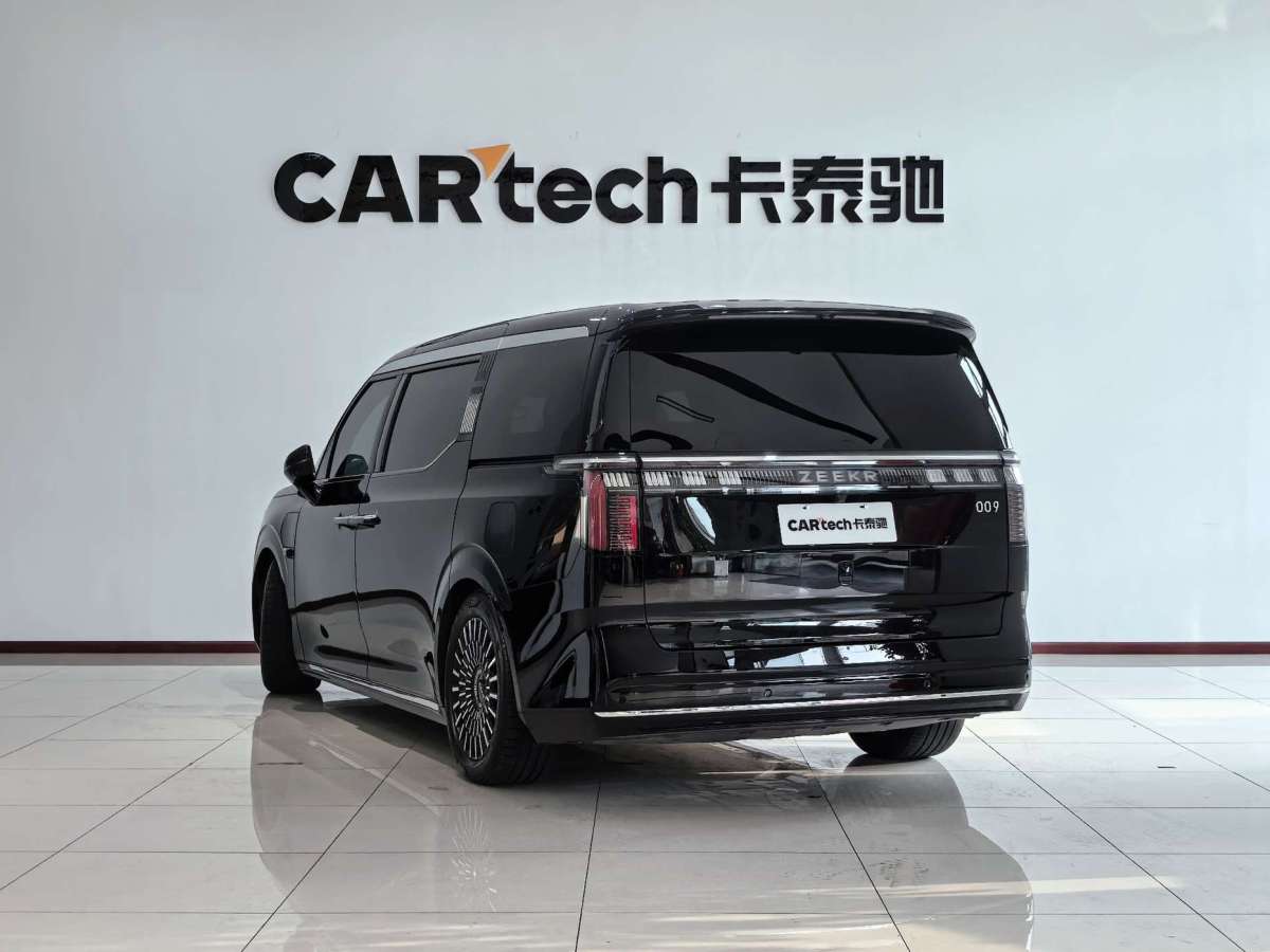 极氪 极氪009 2024 汽车图片 #8