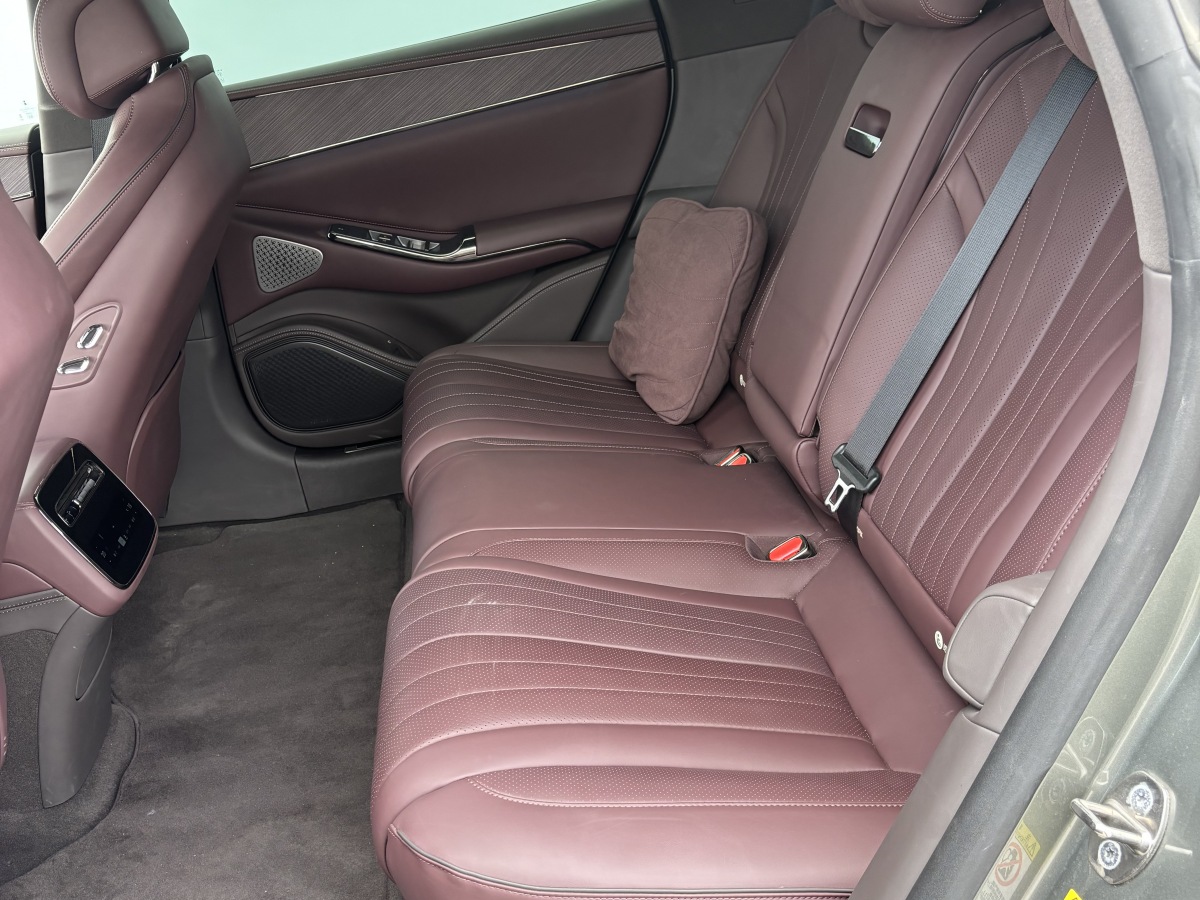 Denza Z9GT 2024 car image #8