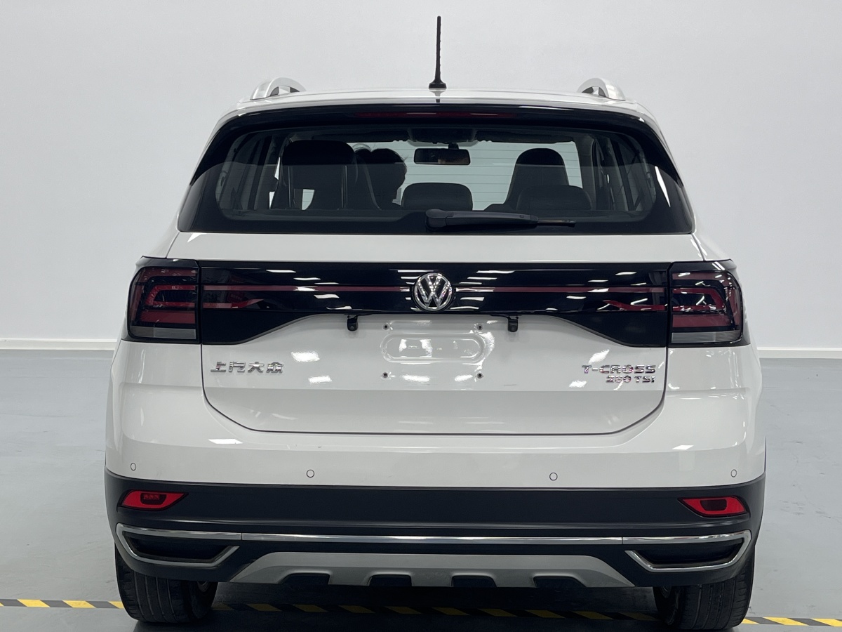 Volkswagen T-Cross 2019 car image #8