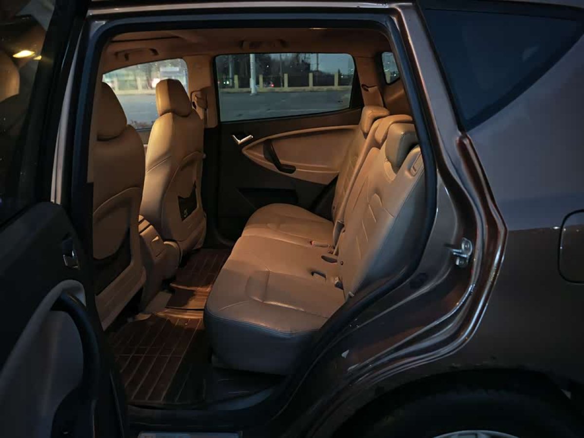 GEELY GX7 2012 immagine di auto #8