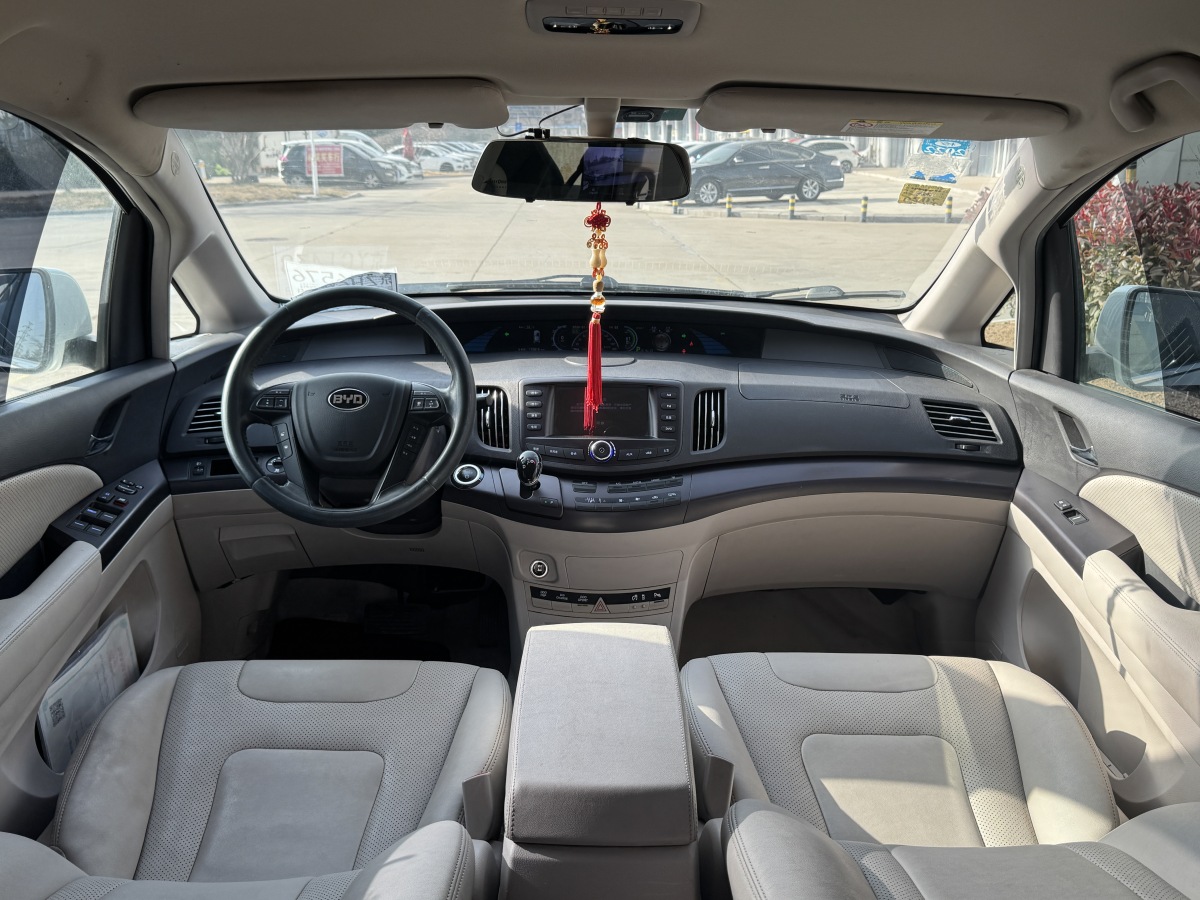 BYD e6 2016 #8 BYD e6 2016 car image #8