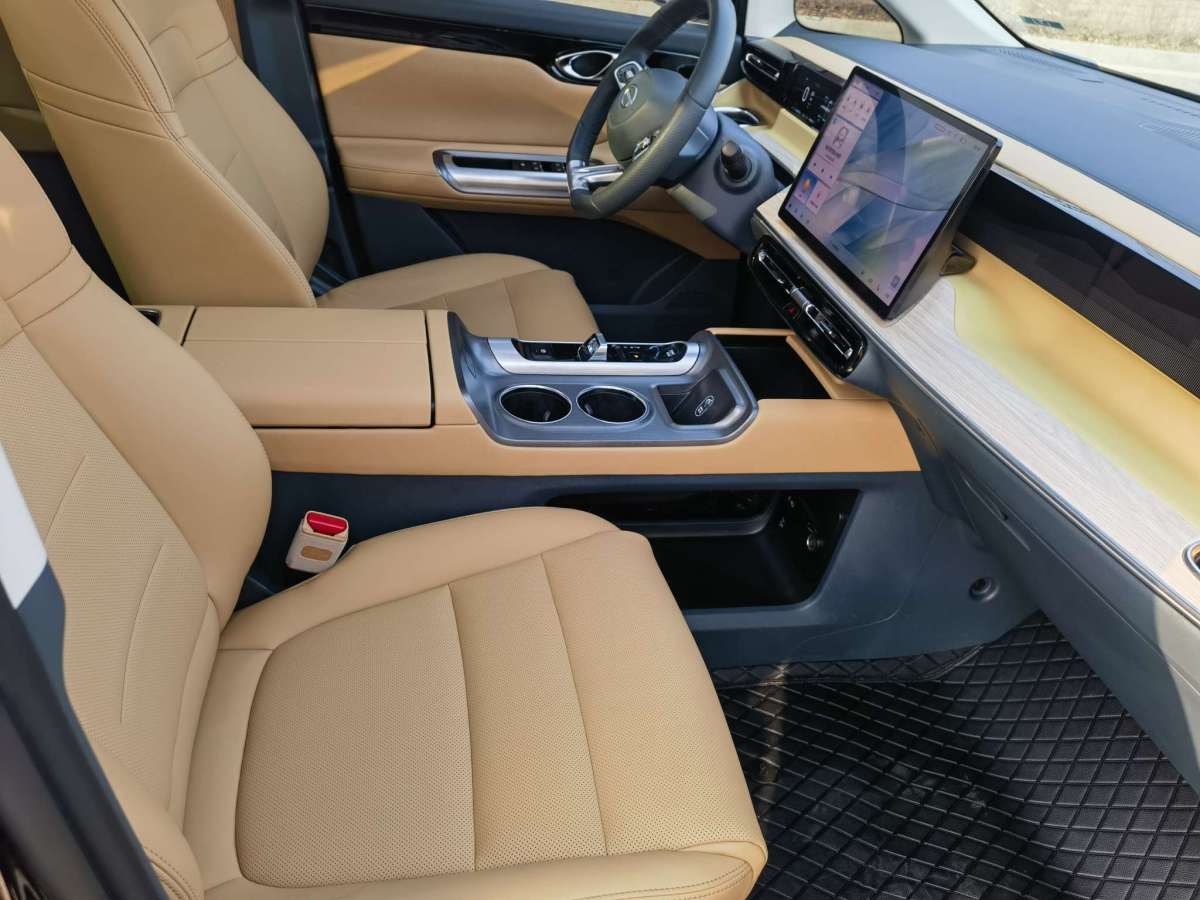 GAC Trumpchi E8 New Energy 2023 car image #8