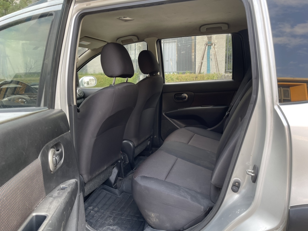 日产 骊威 2013 汽车图片 #8