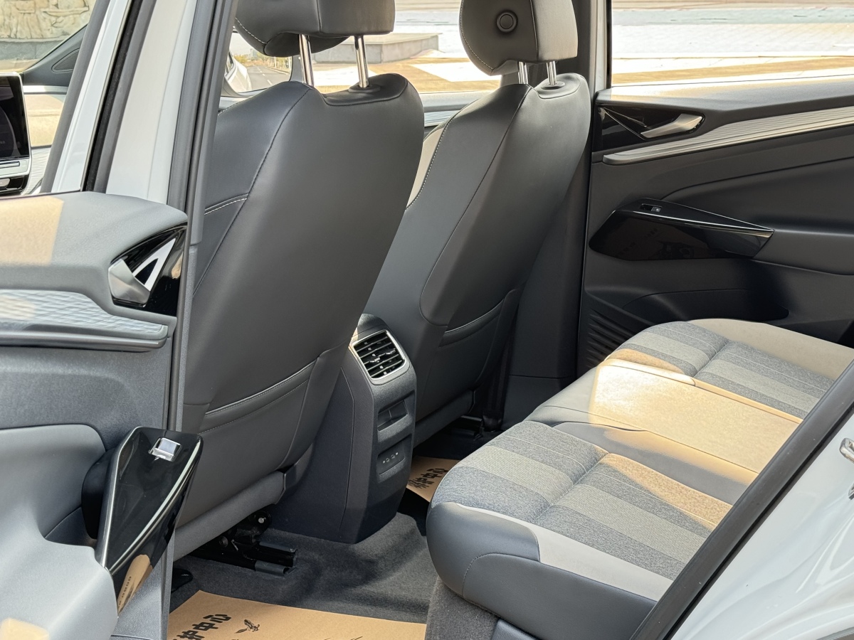 Volkswagen ID.4 Crozz 2024 car image #8