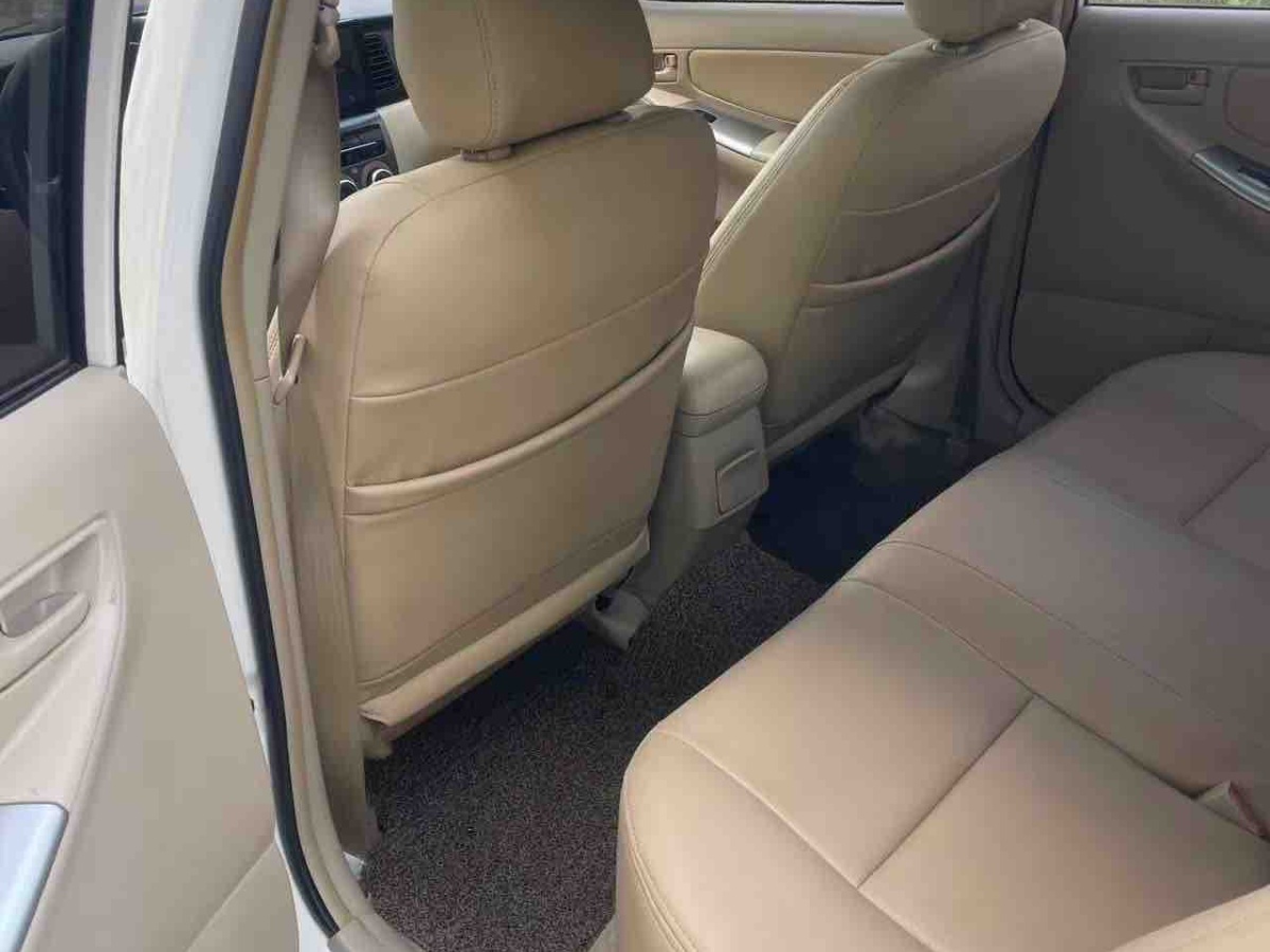 Toyota Corolla (Classic) 2013 immagine di auto #8