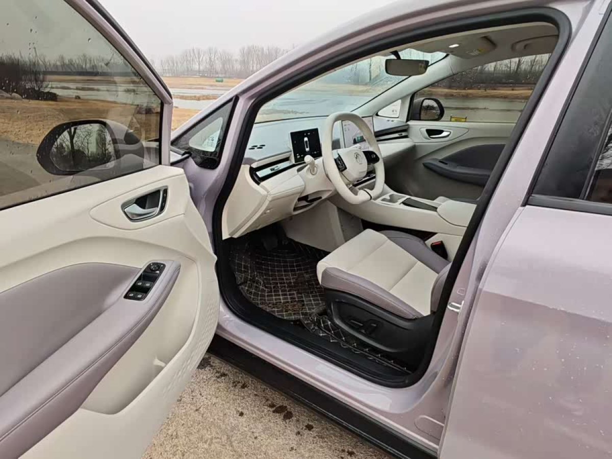 MG Cyberster 2025 صورة سيارة #8