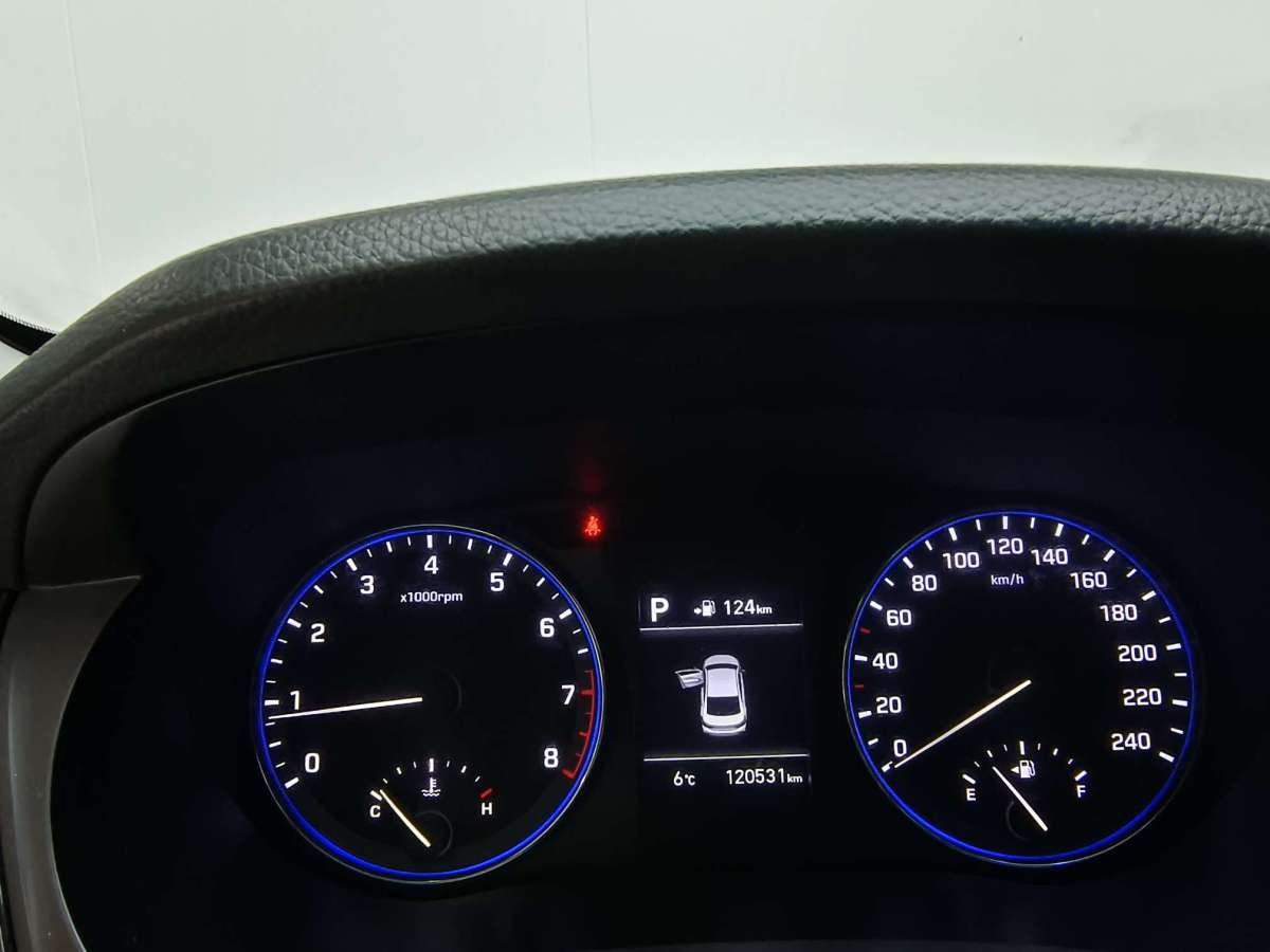 Hyundai Mistra 2020 car image #8