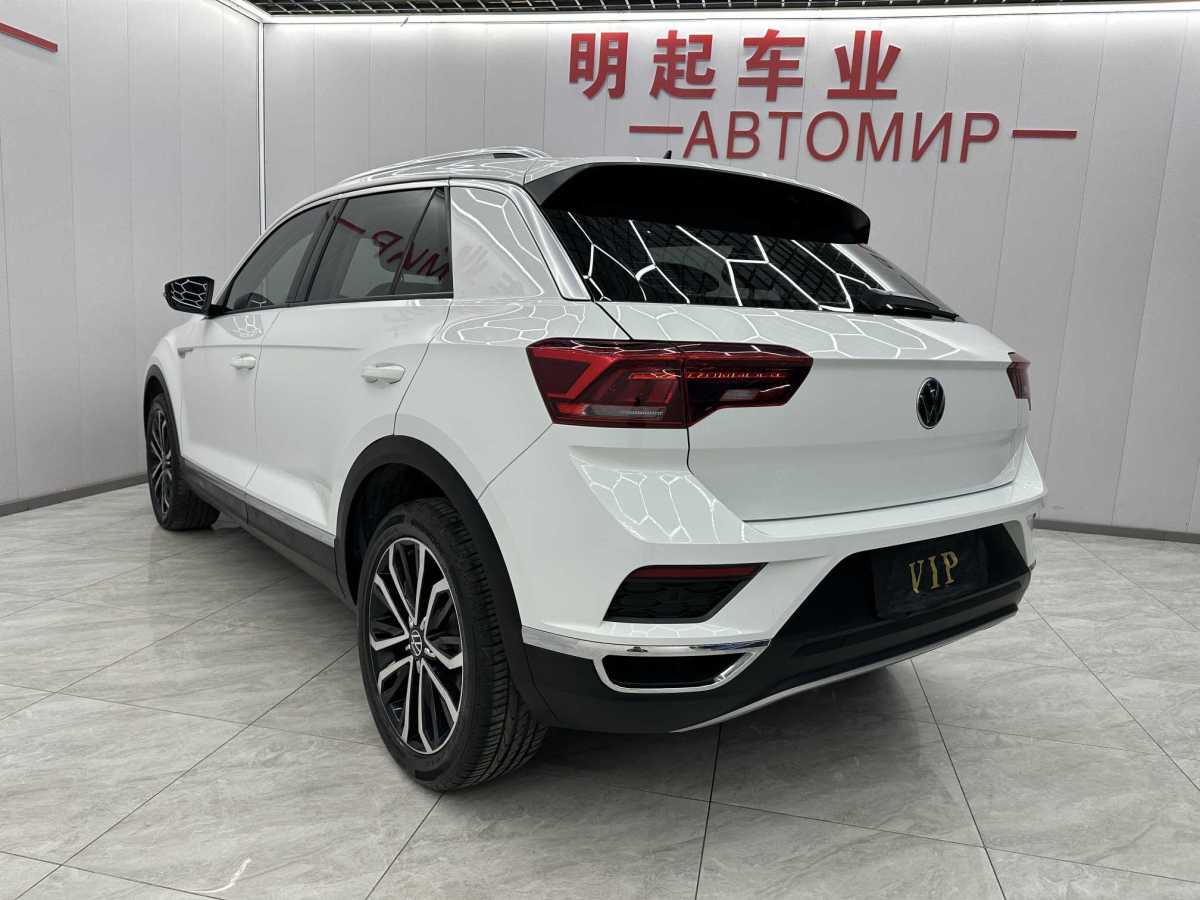 Volkswagen T-Roc 2022 car image #8