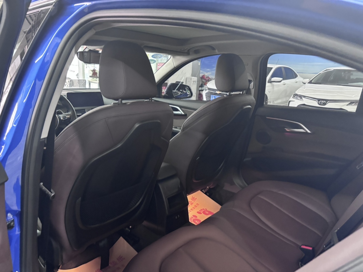 BMW 1 Series 2019 immagine di auto #8